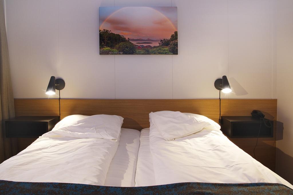 Hamaroy Hotel Innhavet Екстер'єр фото
